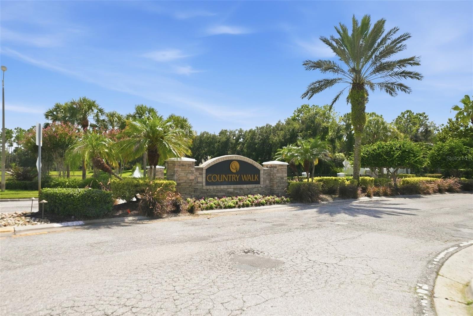4037 WARWICK HILLS DR