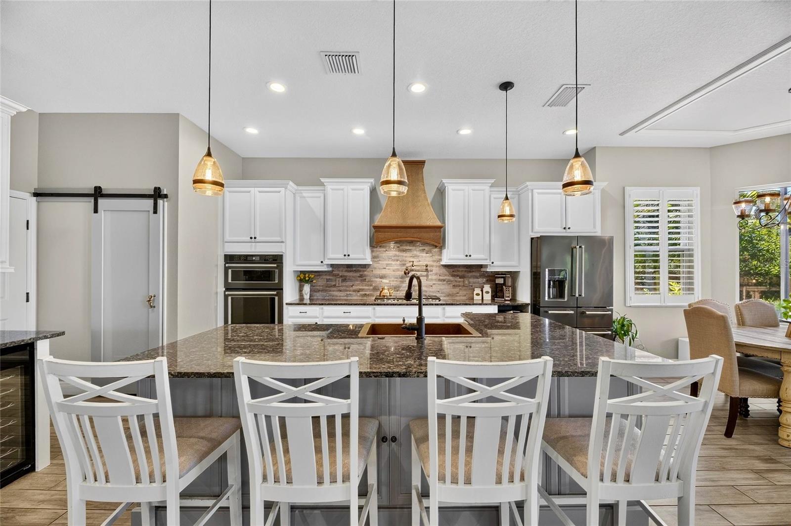 303 W CHAPMAN RD
