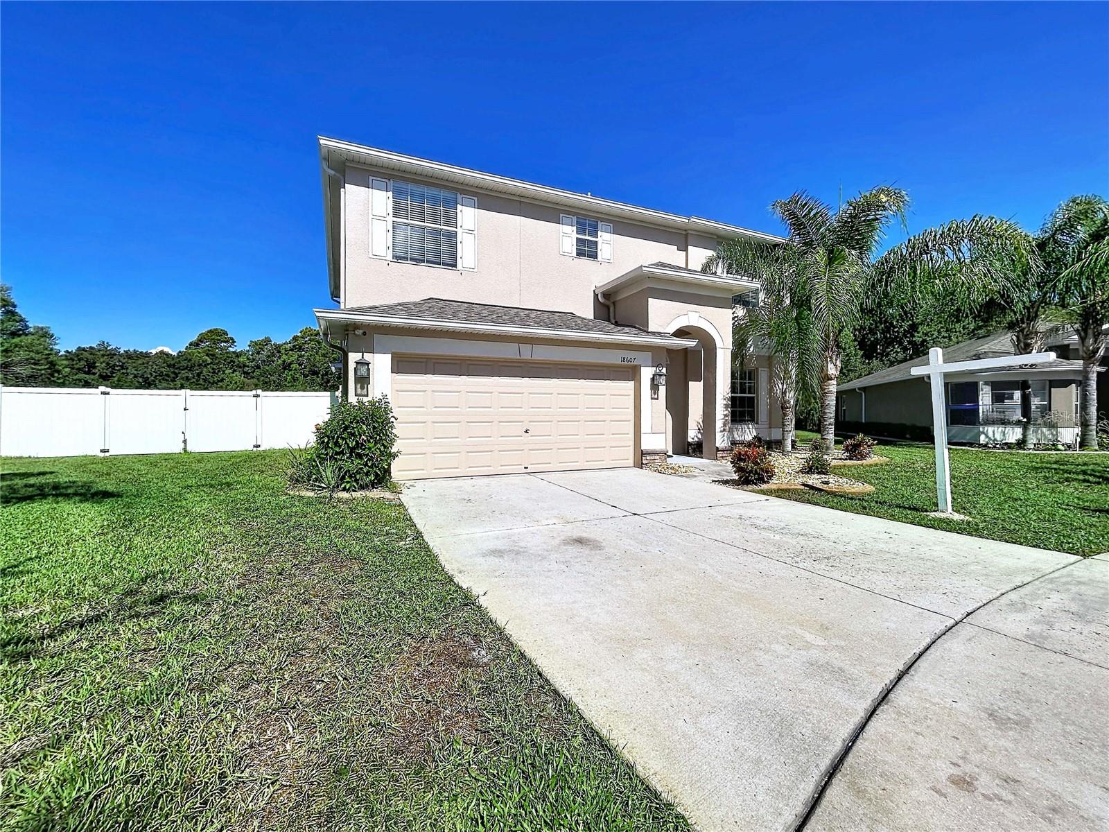 18607 BRIAR OAKS DR