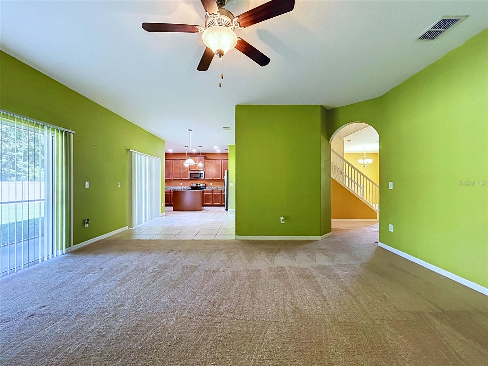 18607 BRIAR OAKS DR