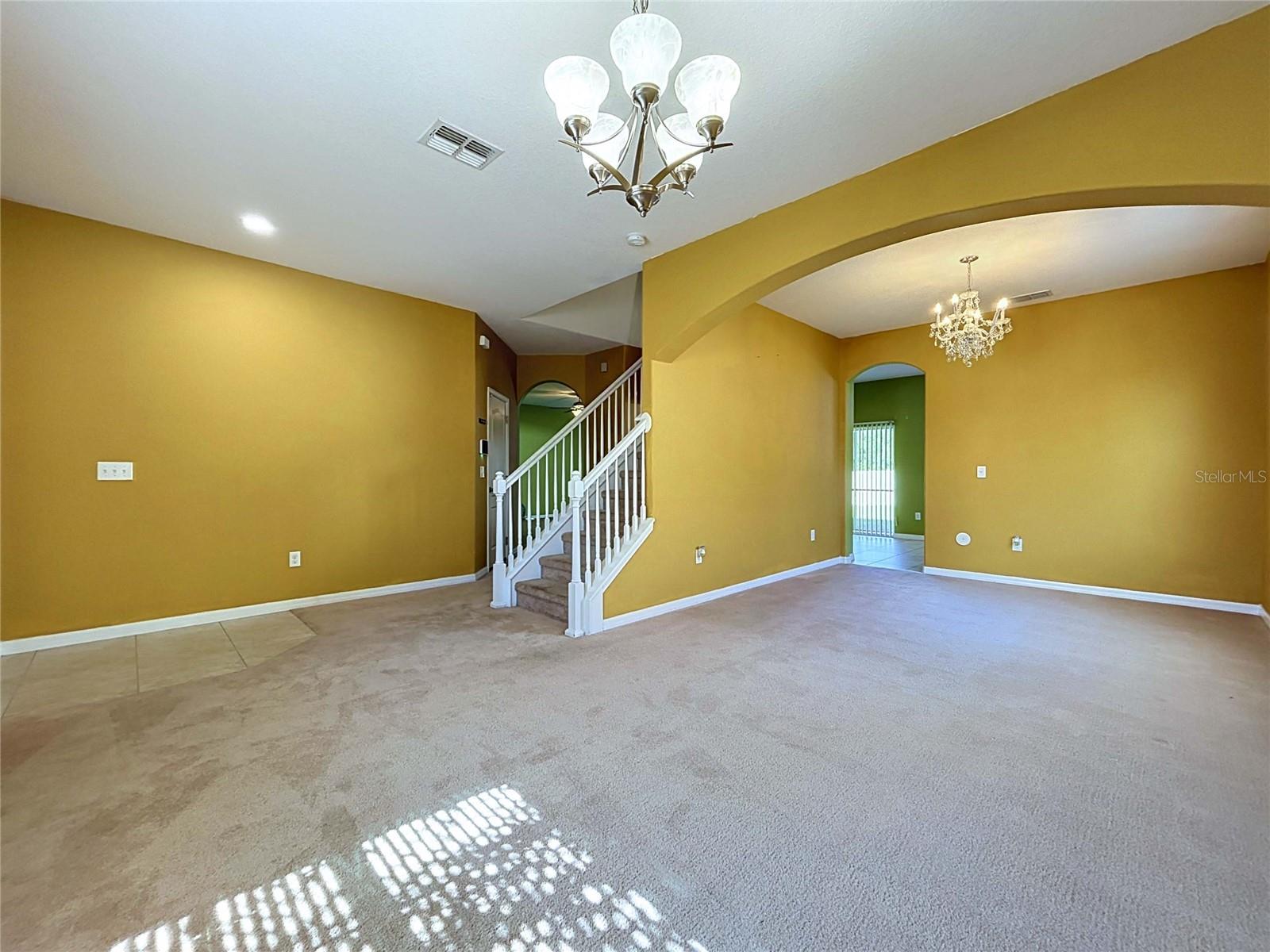 18607 BRIAR OAKS DR