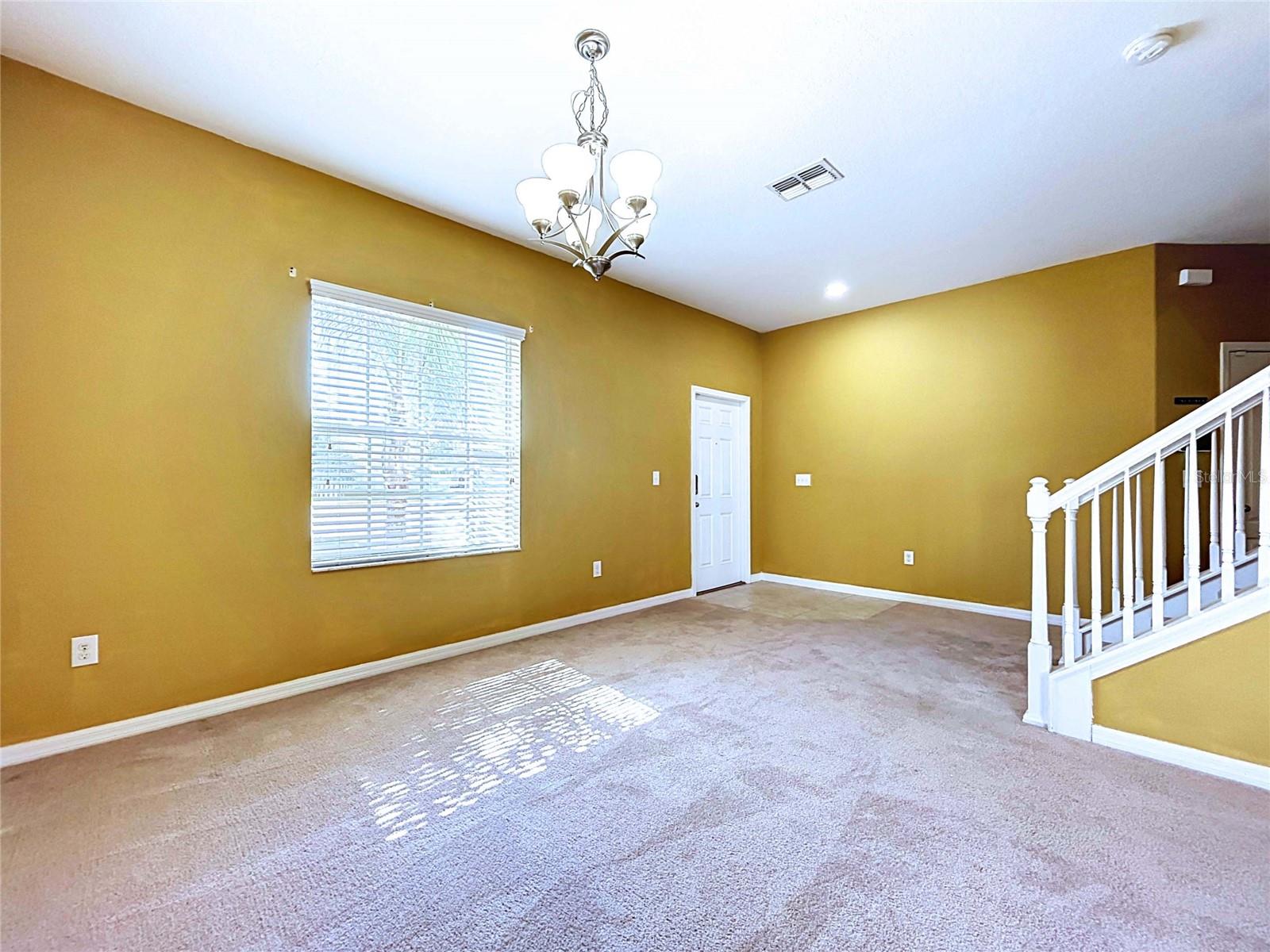 18607 BRIAR OAKS DR