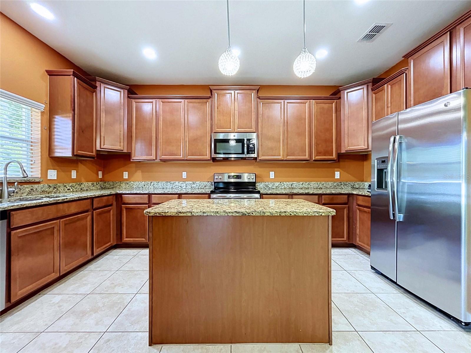 18607 BRIAR OAKS DR