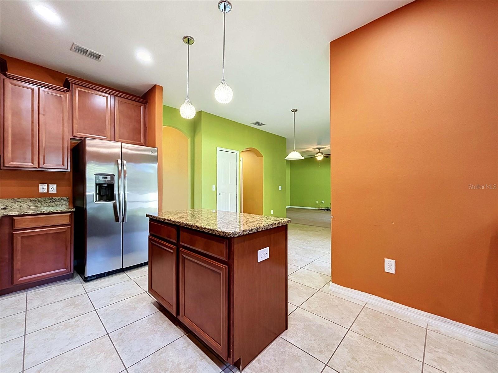 18607 BRIAR OAKS DR