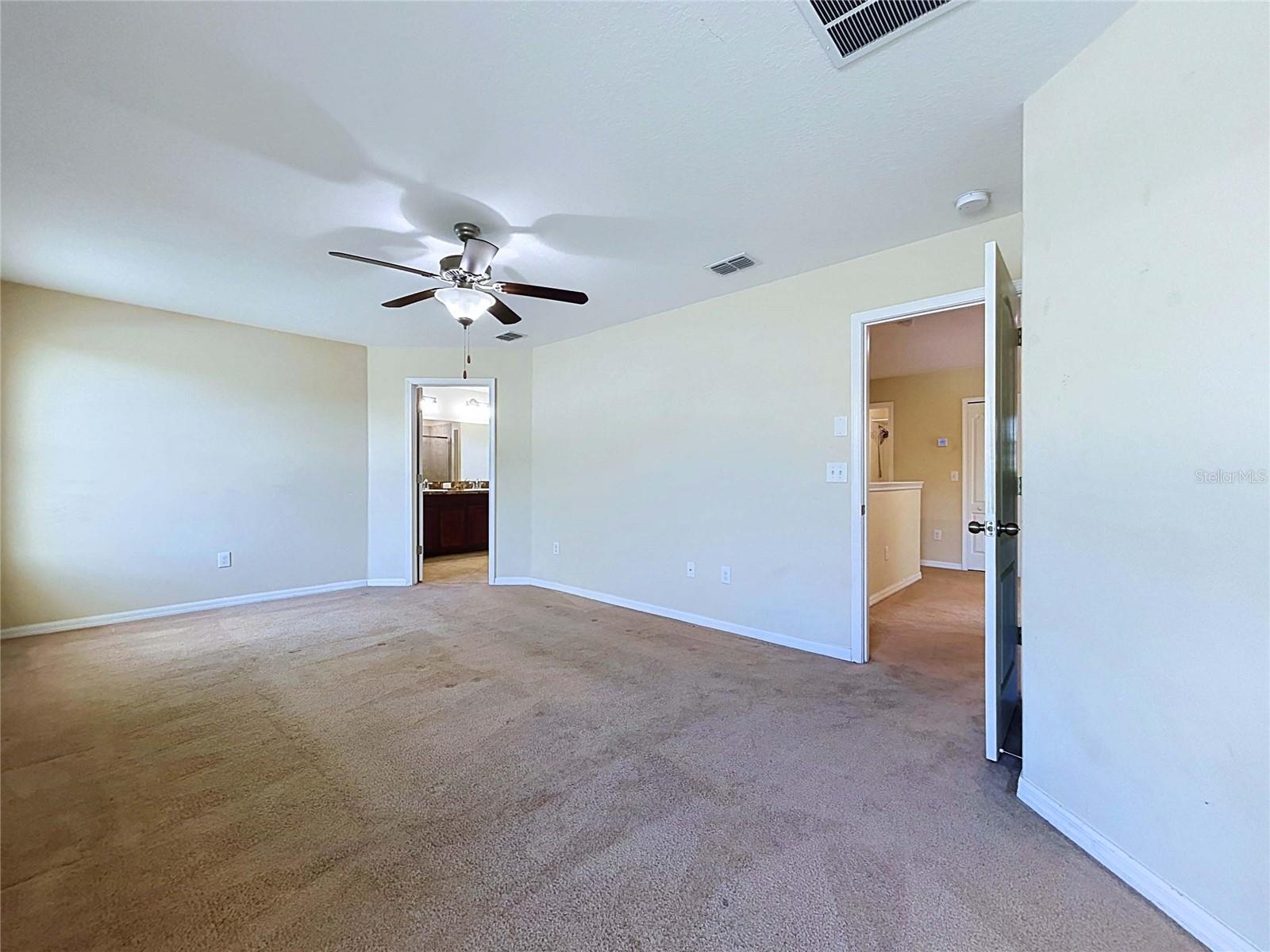 18607 BRIAR OAKS DR