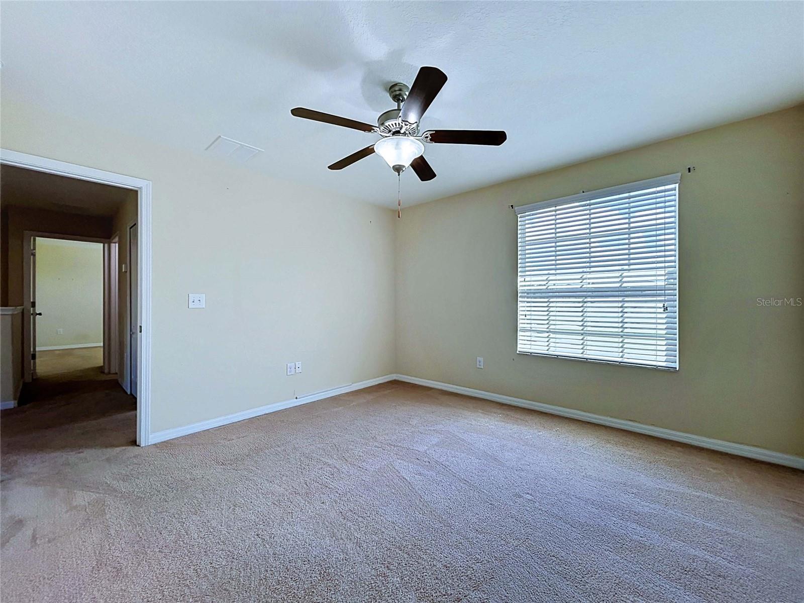 18607 BRIAR OAKS DR