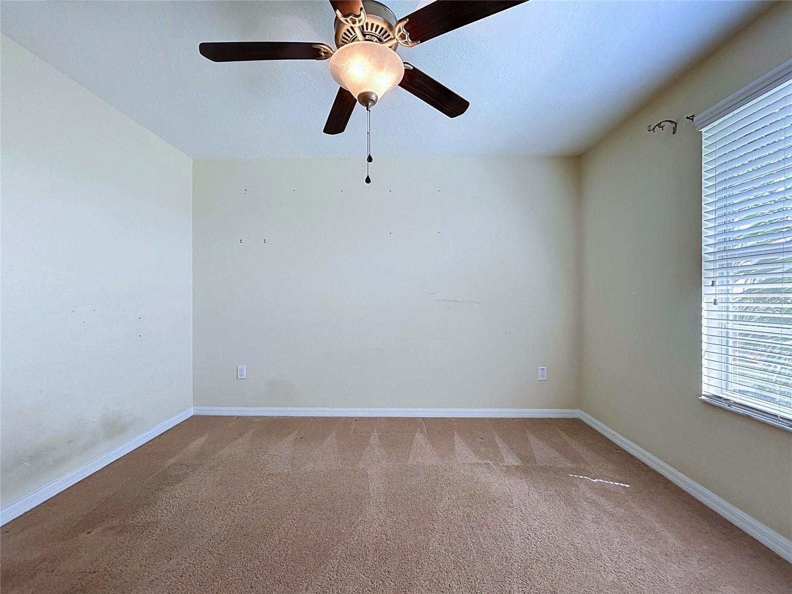 18607 BRIAR OAKS DR