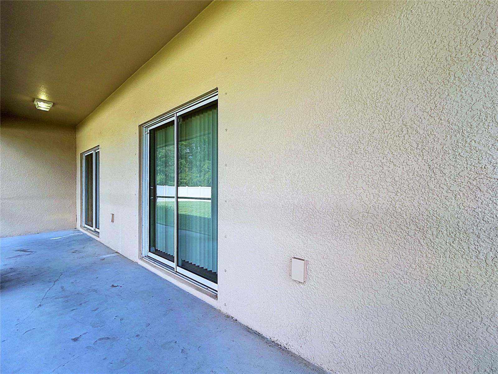 18607 BRIAR OAKS DR