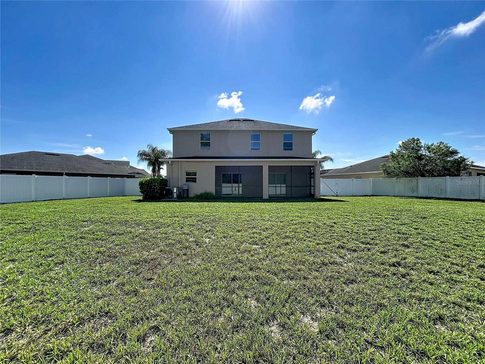18607 BRIAR OAKS DR