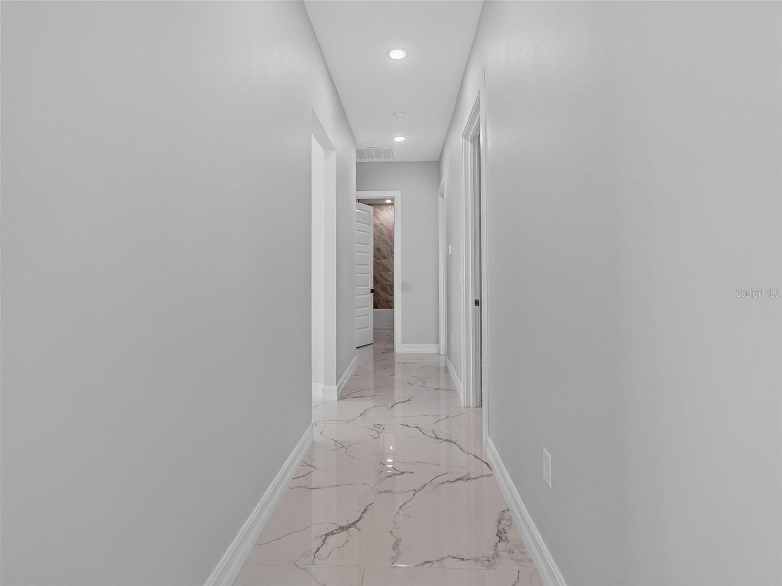 2302 ALLEN DR