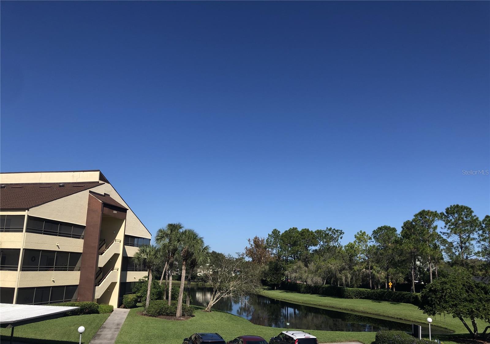 13608 S VILLAGE DR #8203