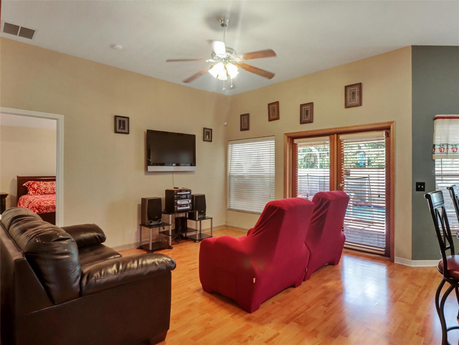 7515 TERRACE RIVER DR