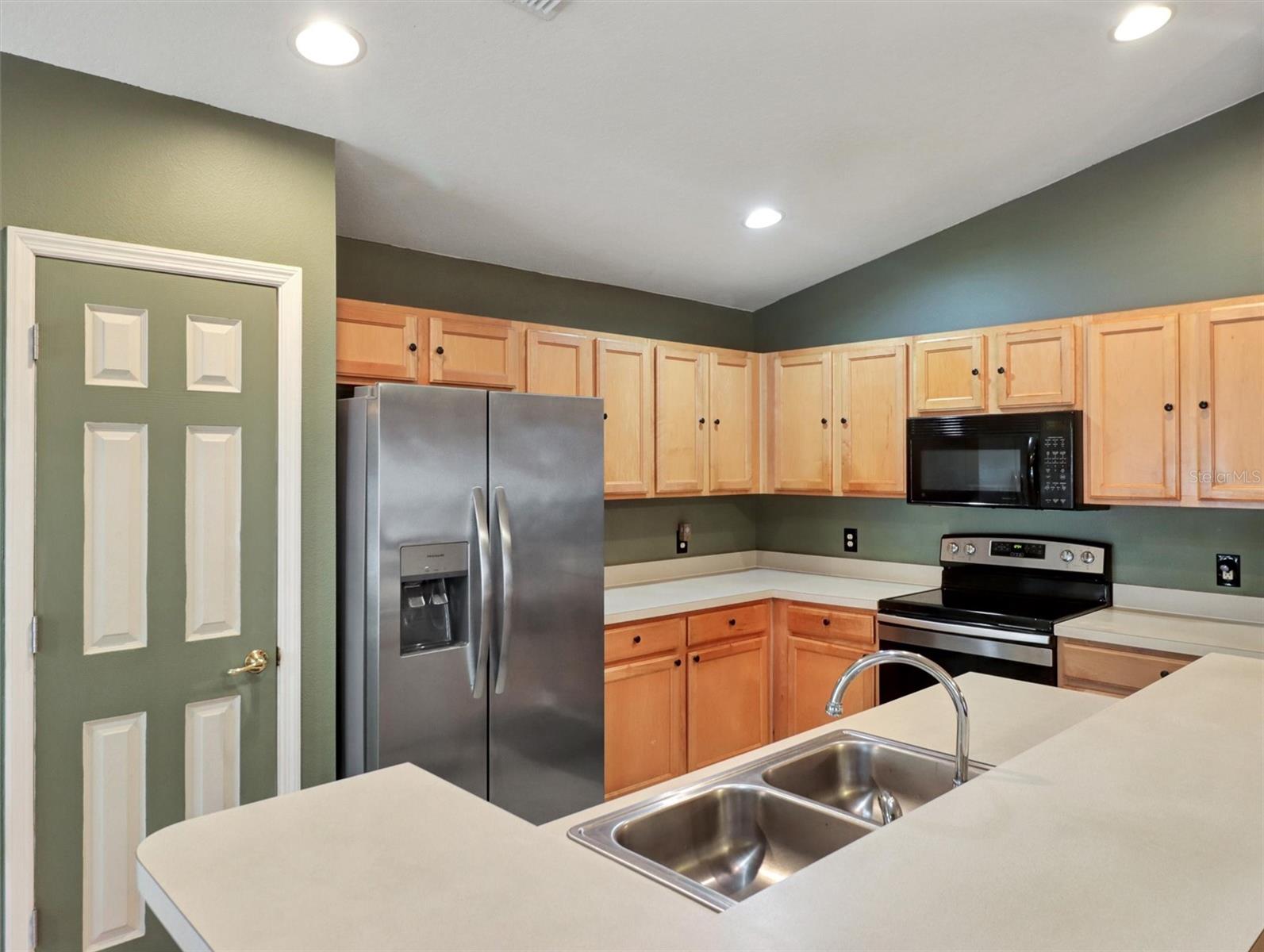 7515 TERRACE RIVER DR