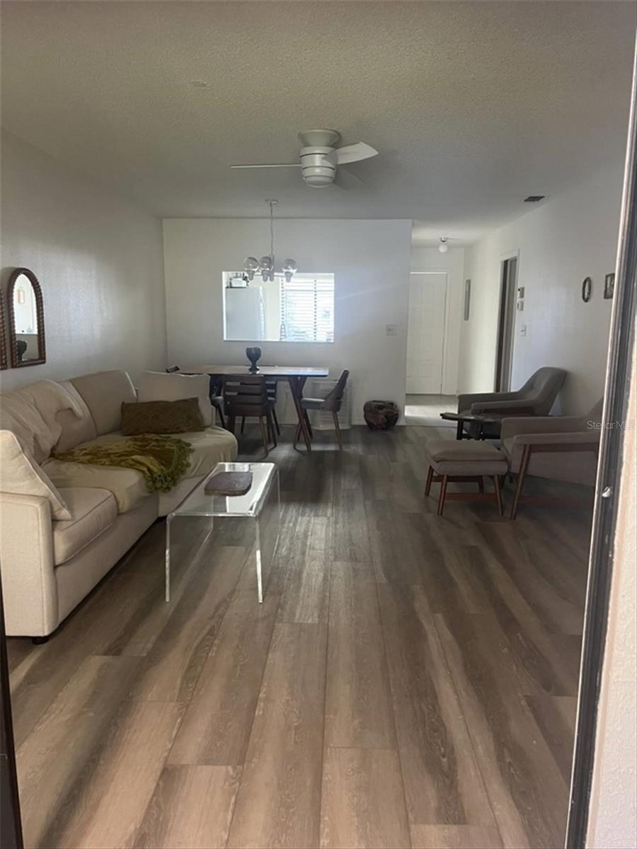 10706 LAQUINTA DR