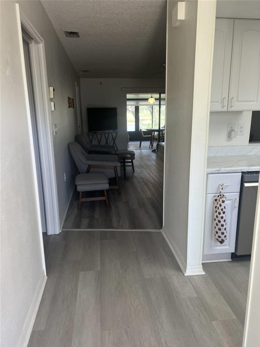 10706 LAQUINTA DR