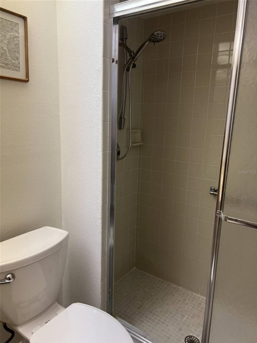 10706 LAQUINTA DR