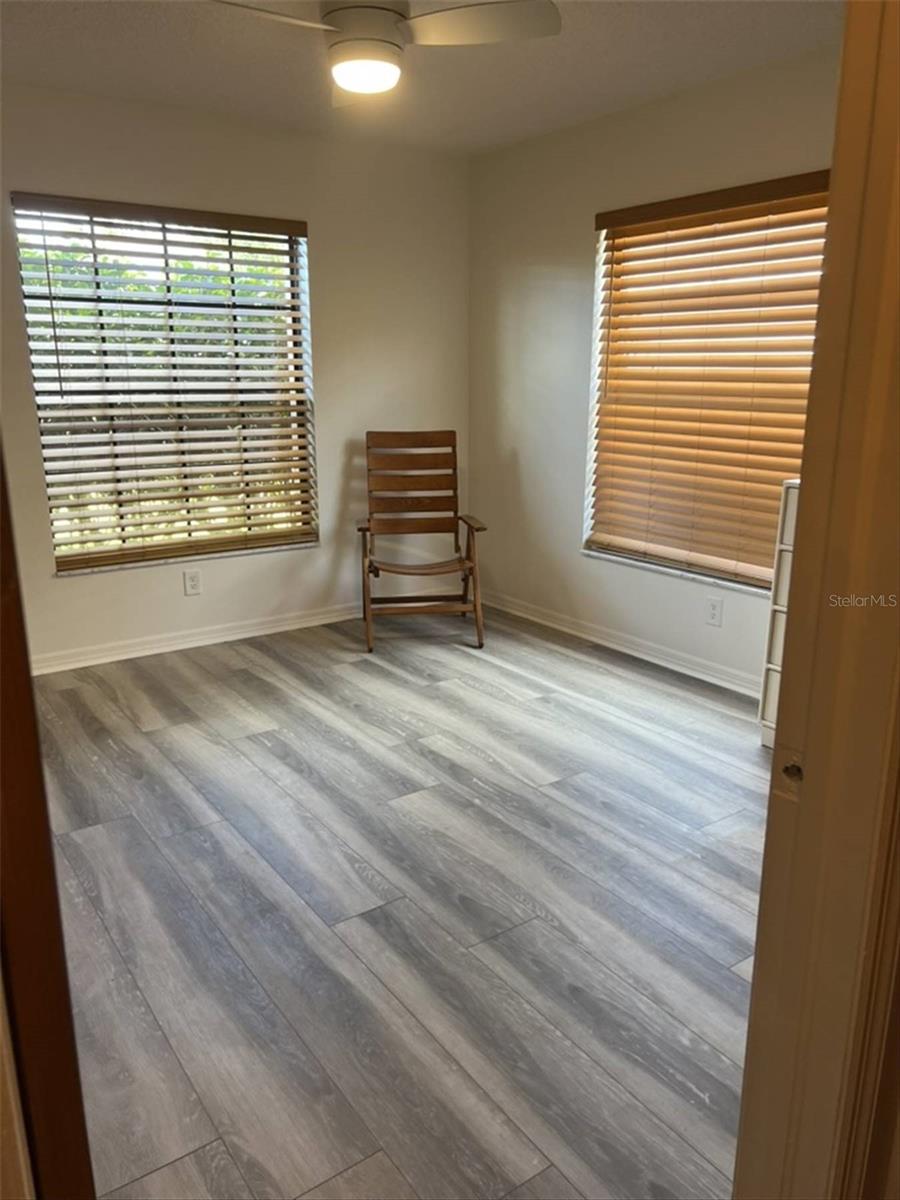 10706 LAQUINTA DR