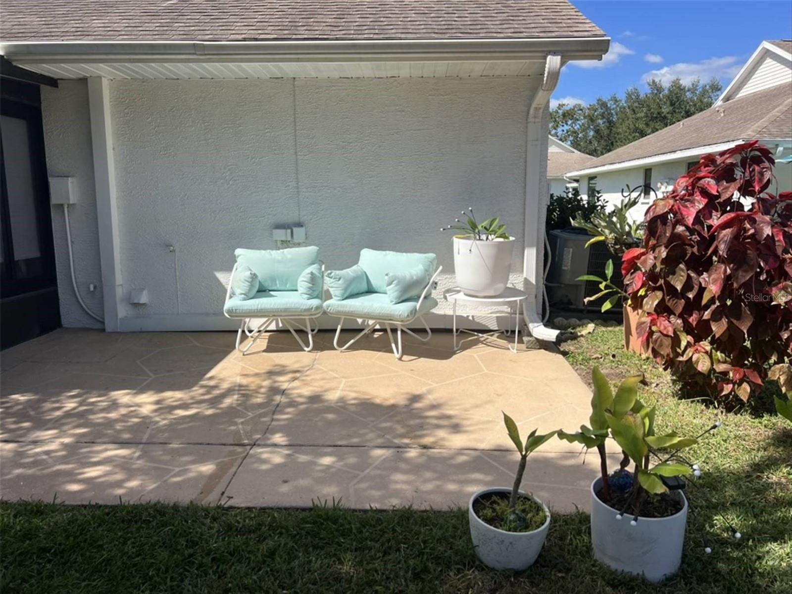 10706 LAQUINTA DR