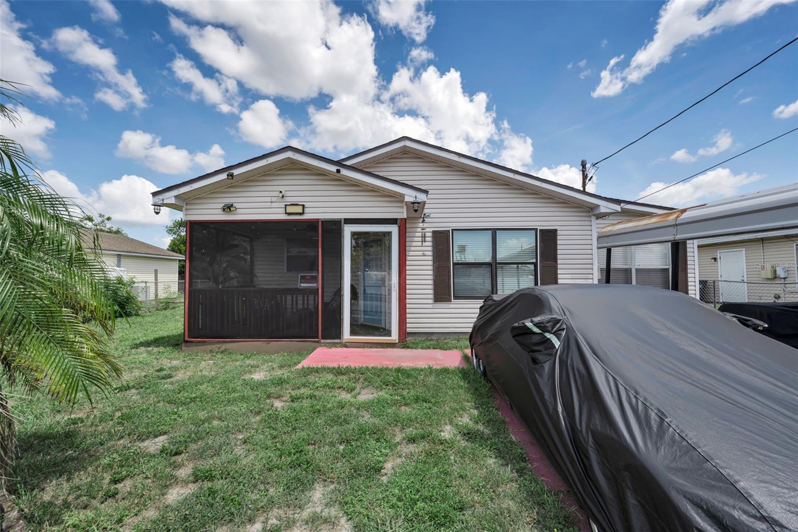 7526 Carolton Cir, Tampa