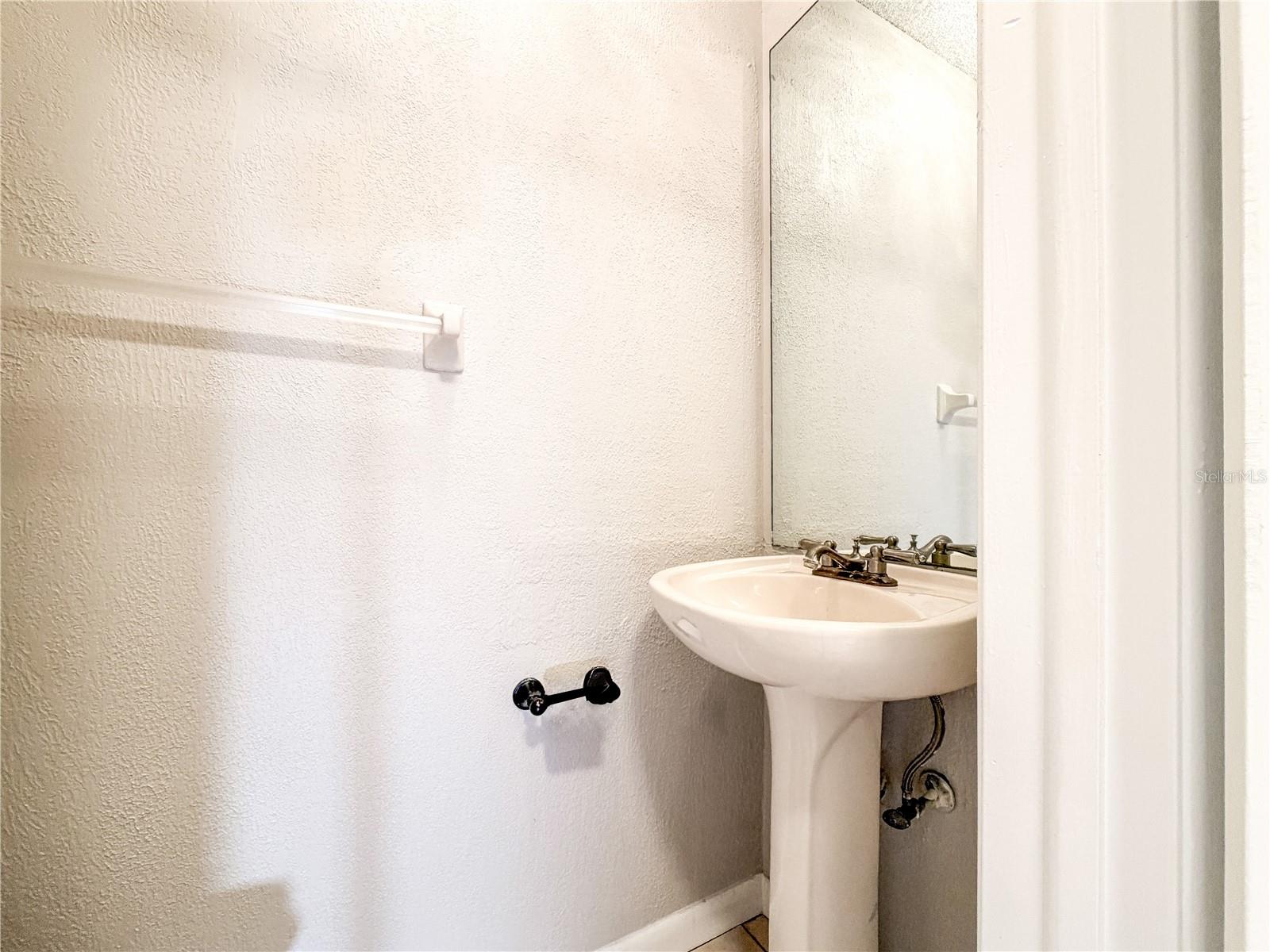 1844 MILL RUN CIR