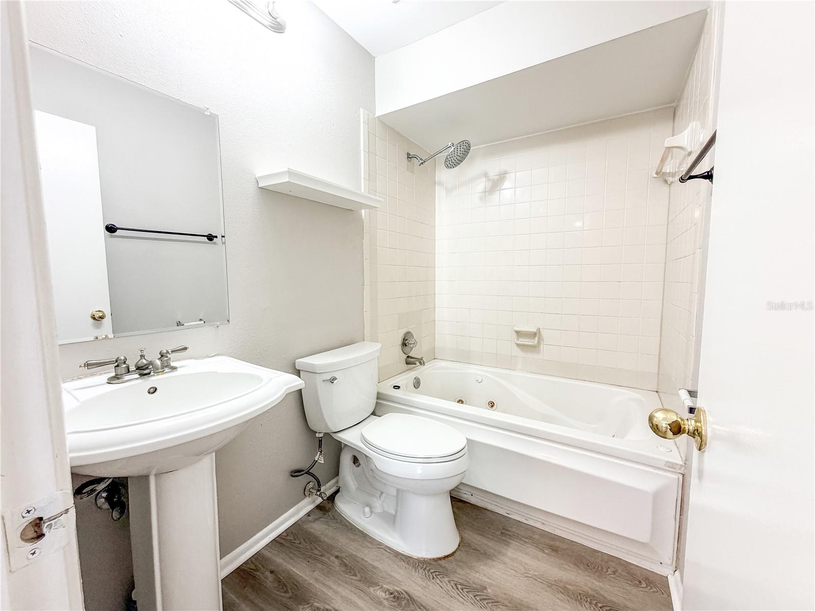 1844 MILL RUN CIR