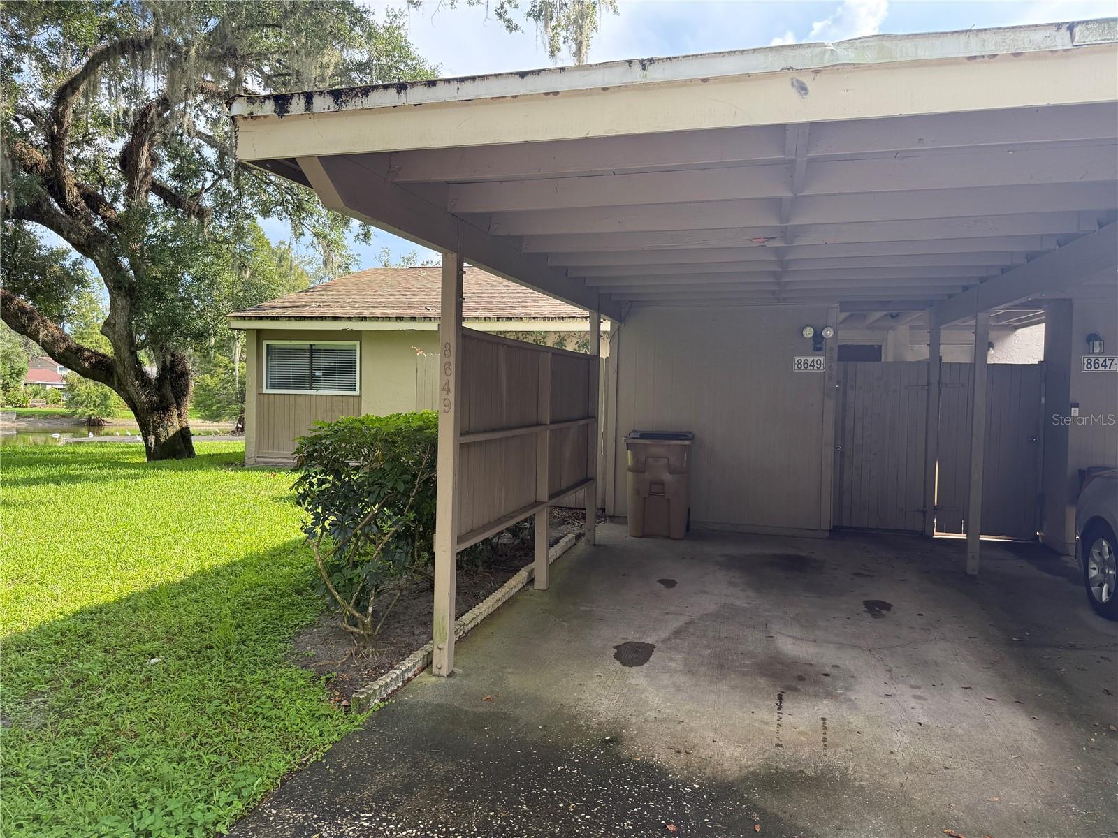 8649 LAKE ISLE DR #182