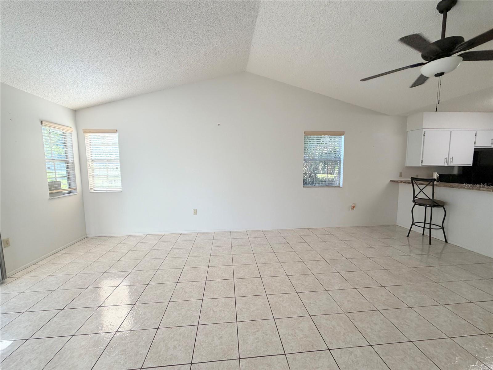 12605 KNOLLBROOK LN