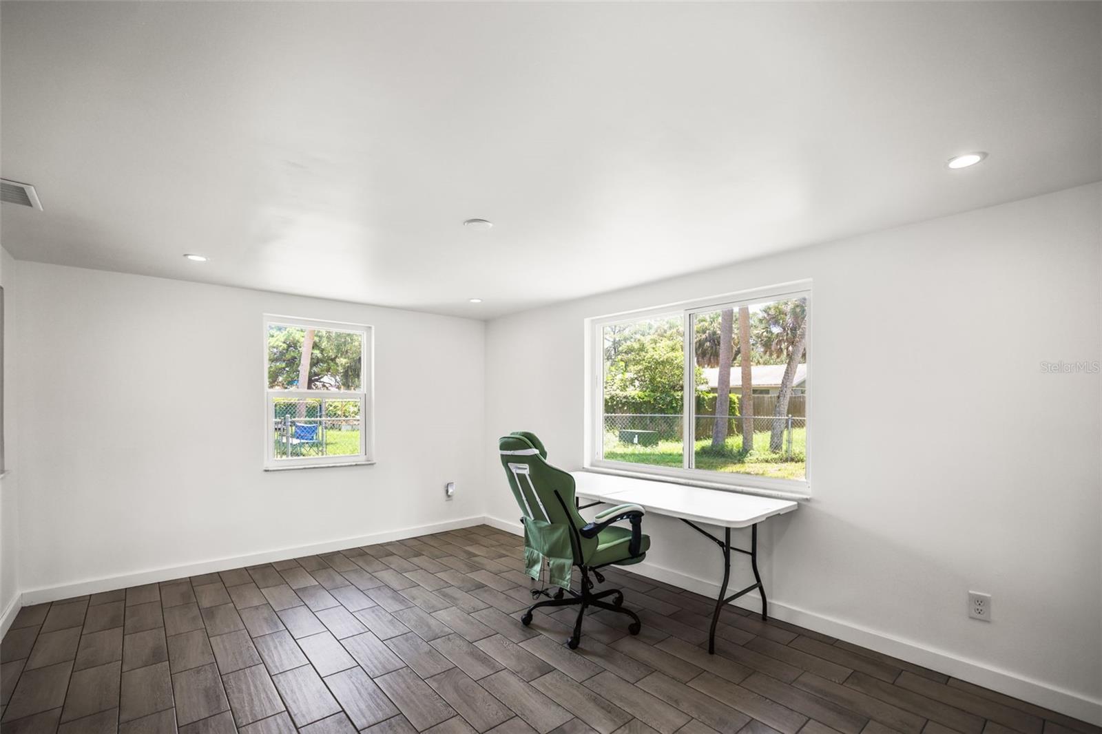 5646 QUIST DR