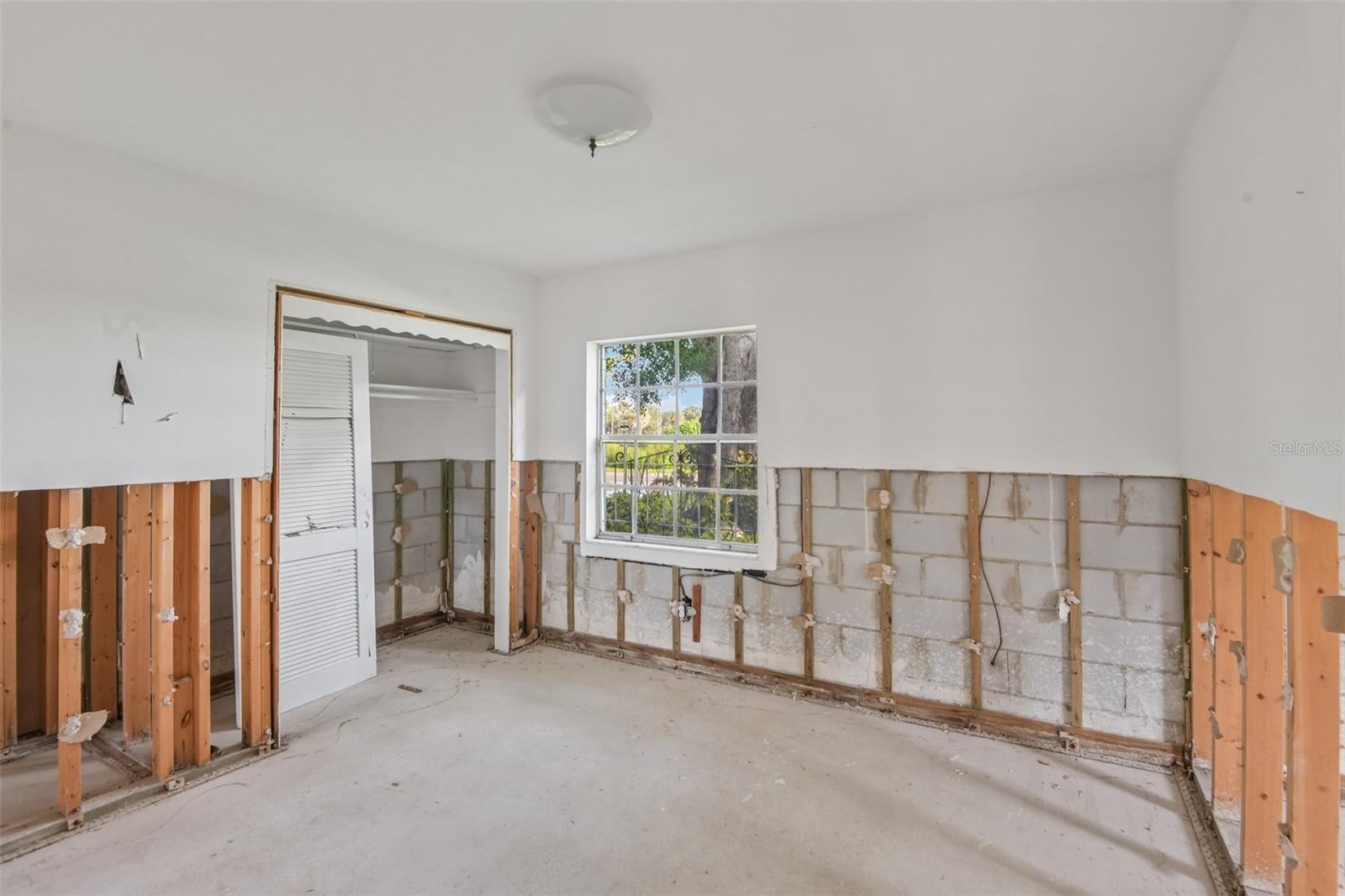 4008 DANA SHORES DR