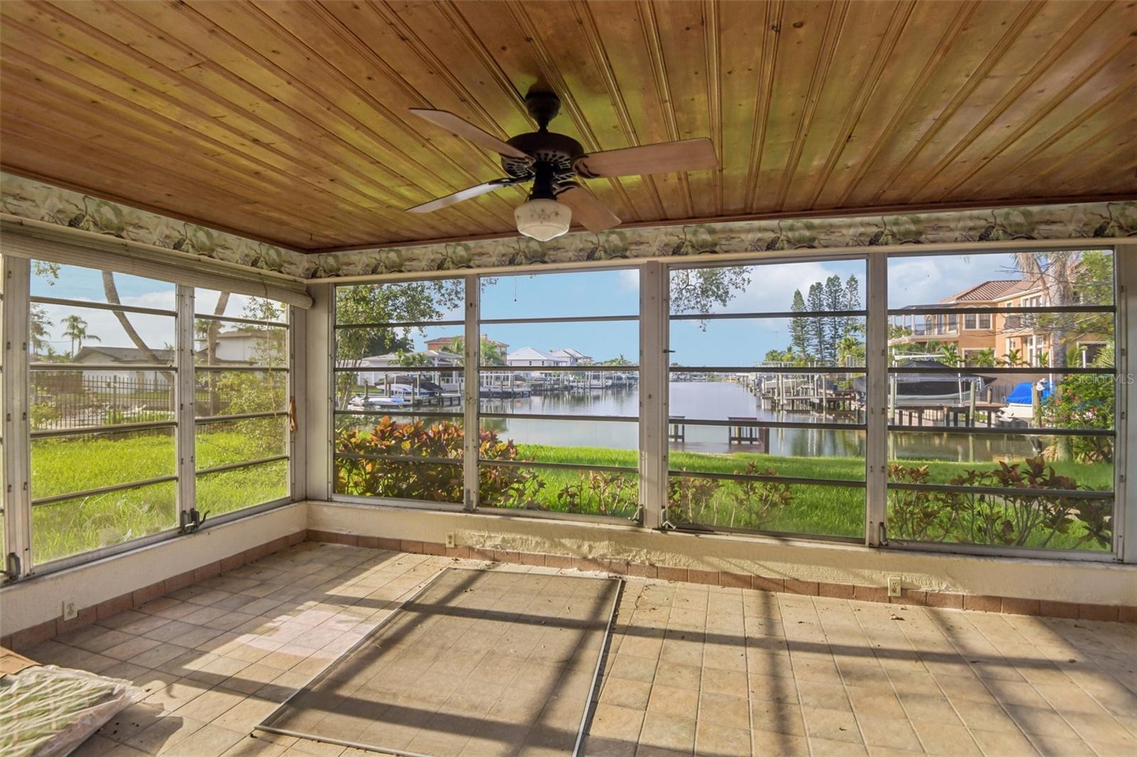 4008 DANA SHORES DR
