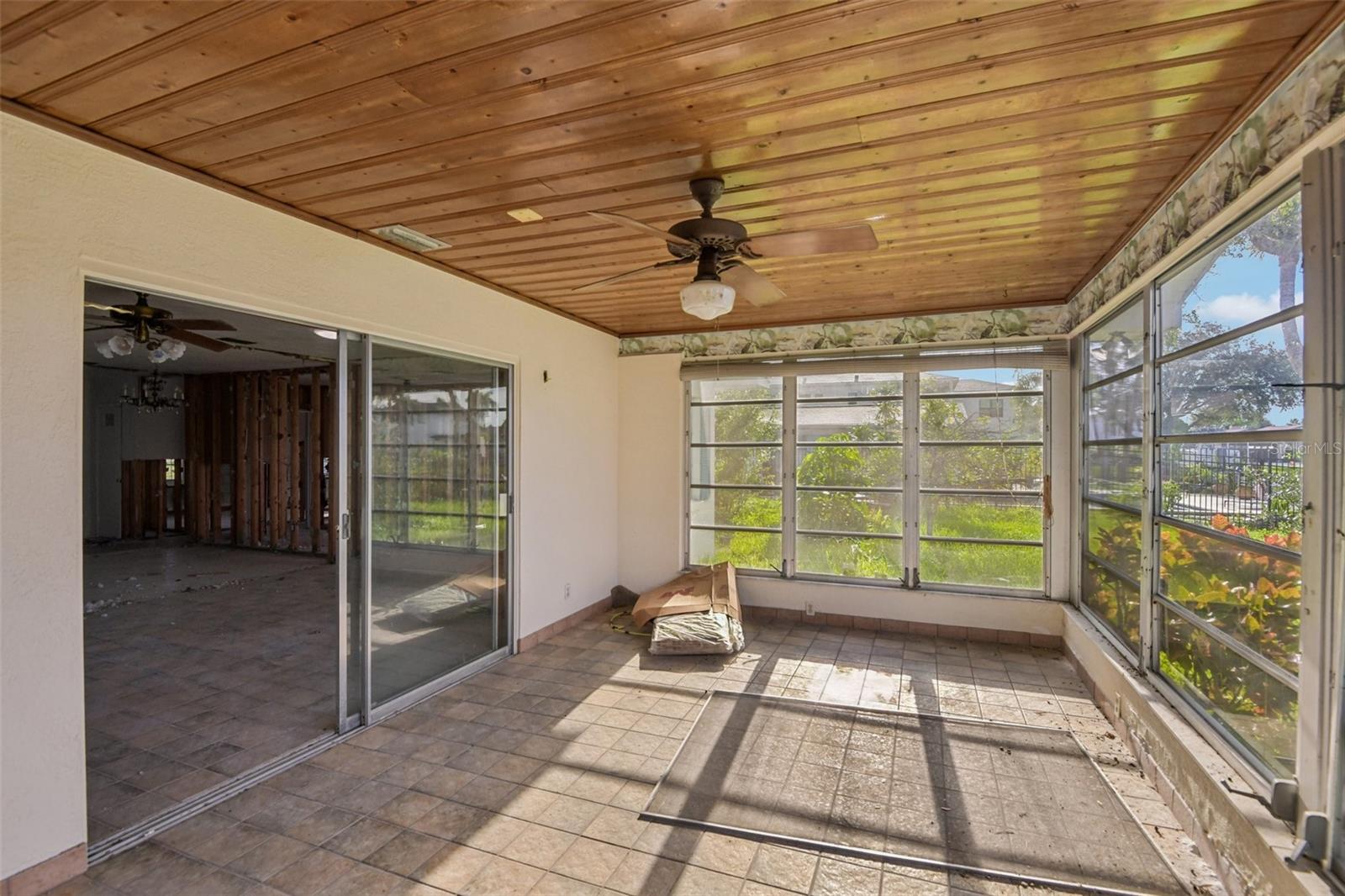 4008 DANA SHORES DR