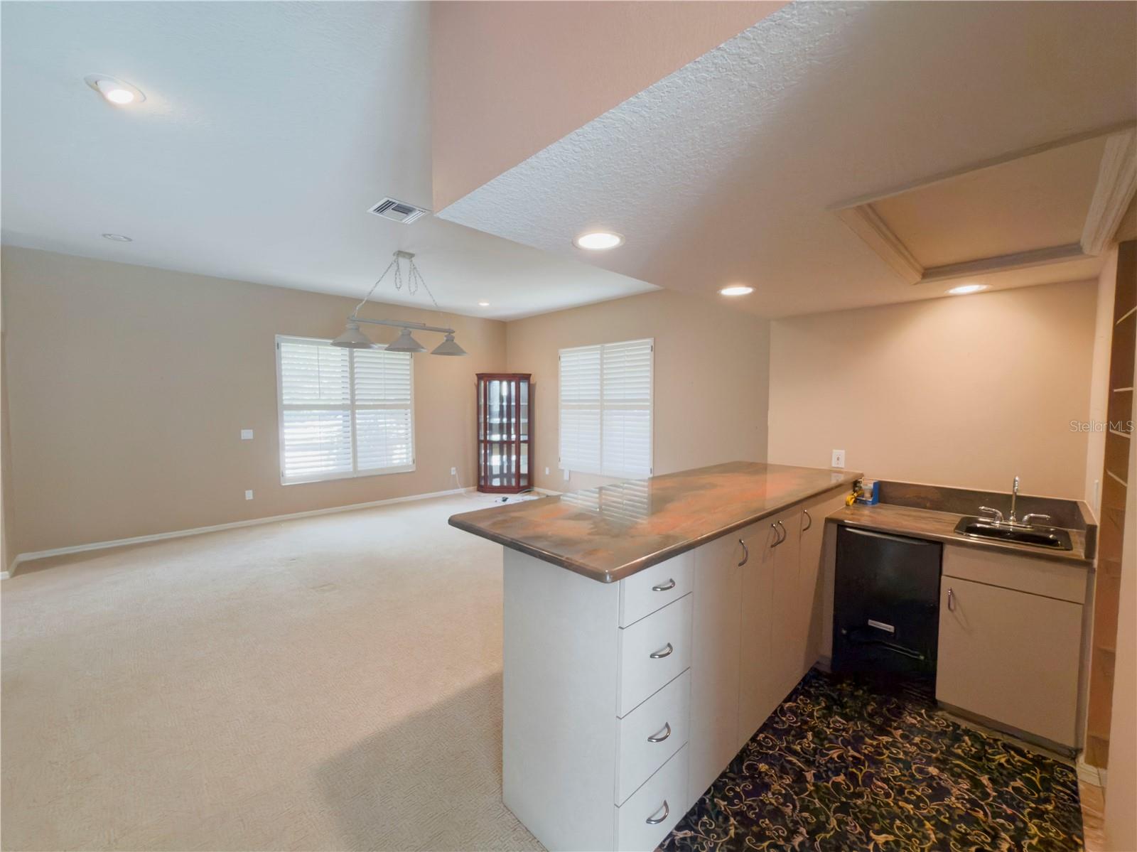 11708 ORANGE GROVE DR