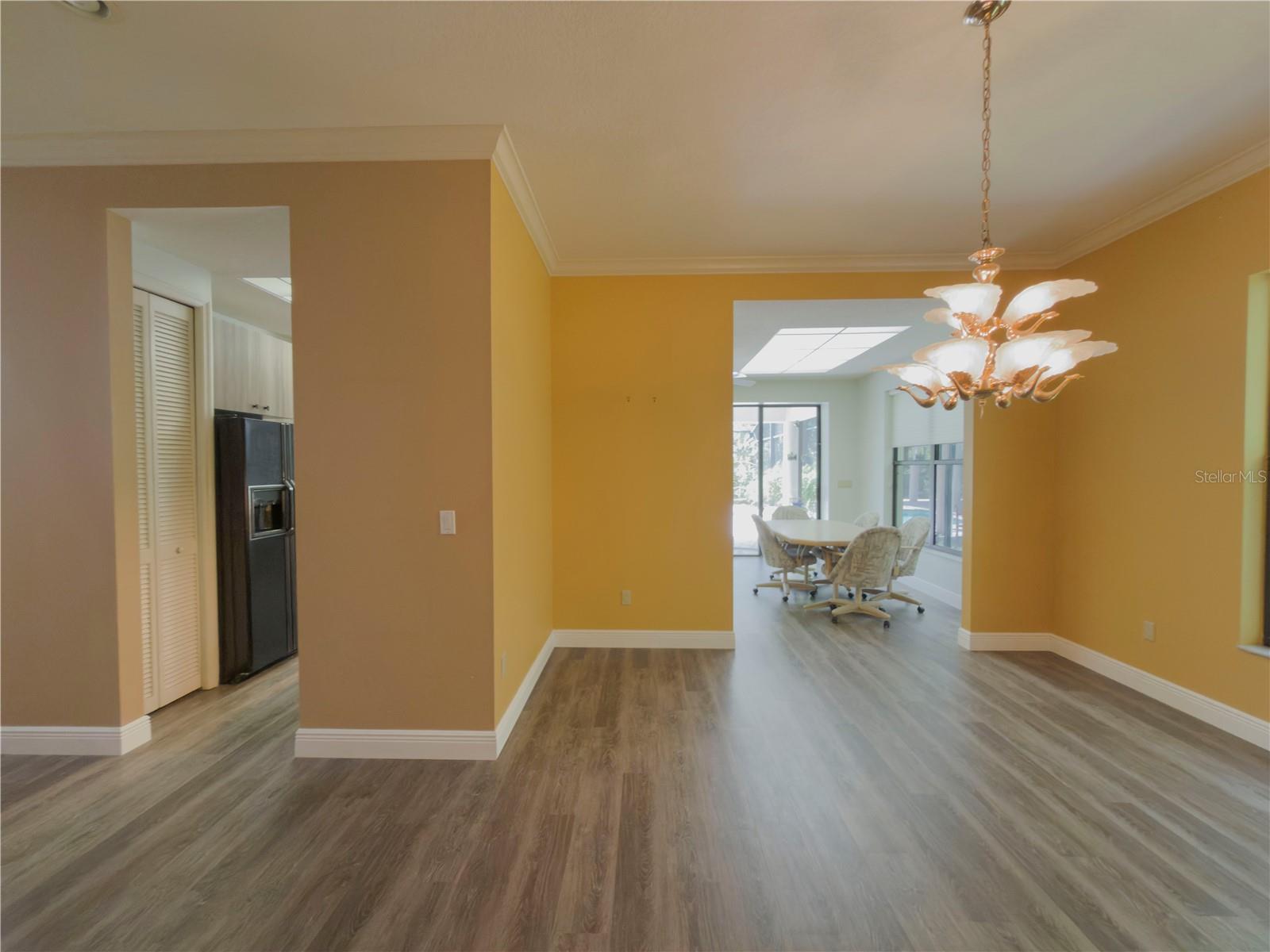 11708 ORANGE GROVE DR