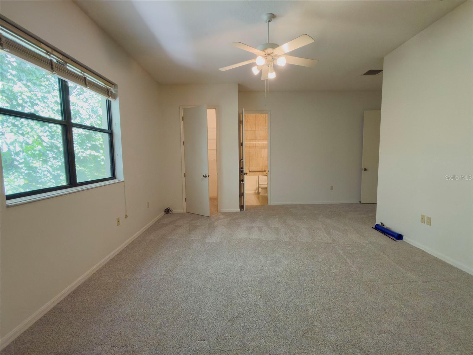11708 ORANGE GROVE DR