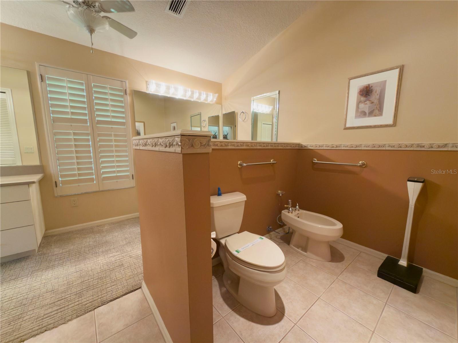 11708 ORANGE GROVE DR