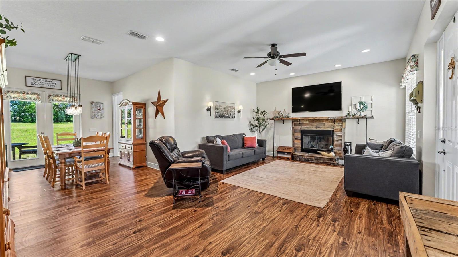 36431 FLORRIE MAE LN