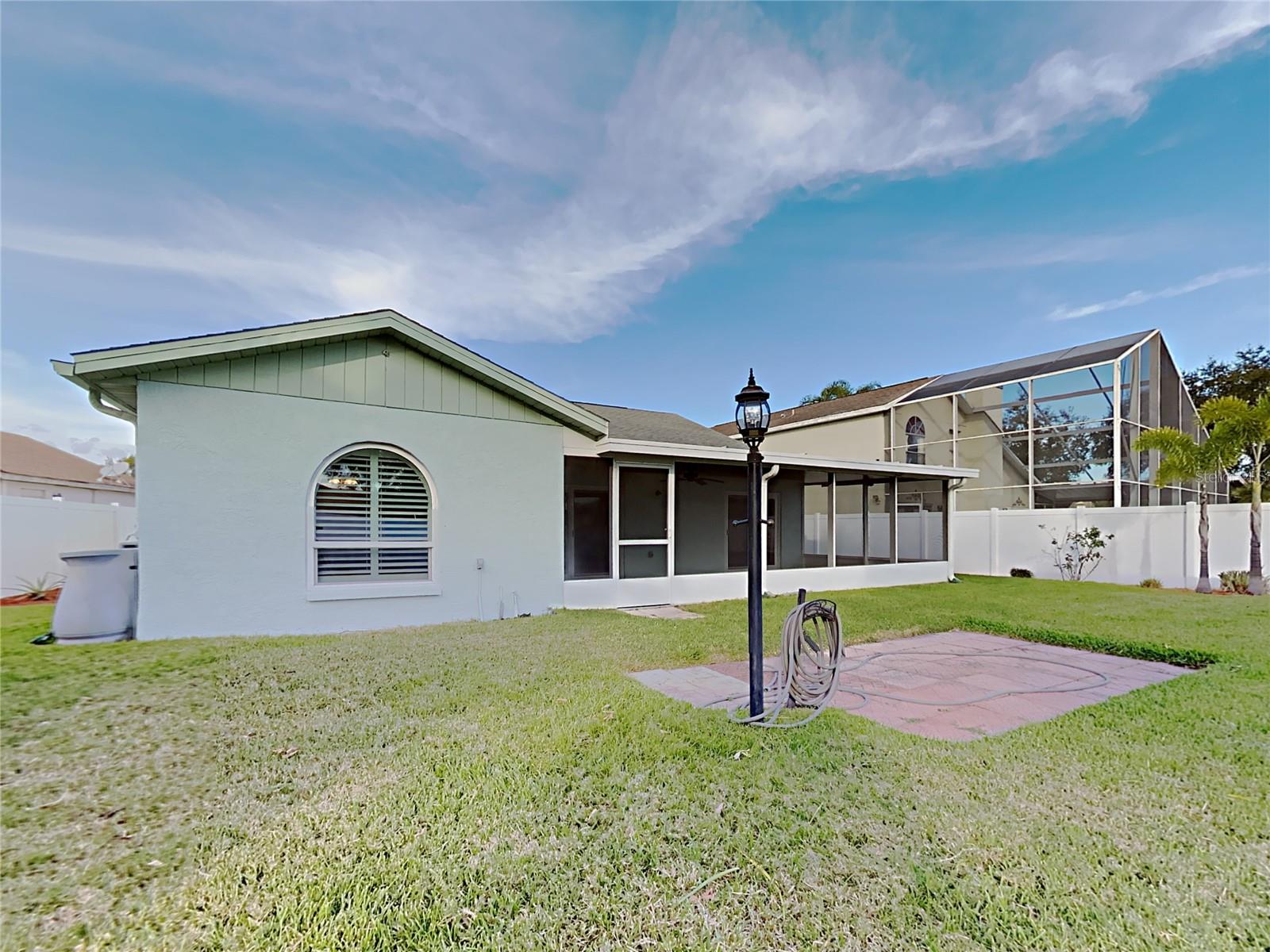 1237 BARMERE LN