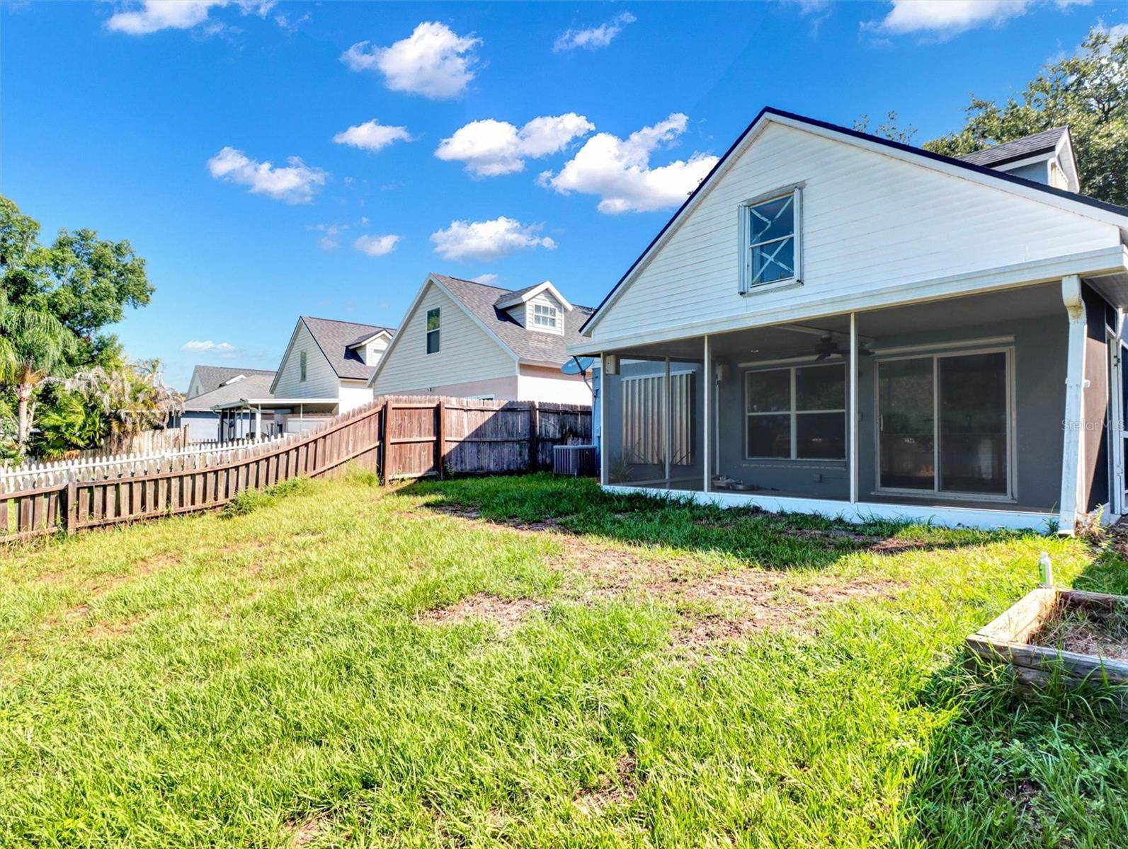 22817 SAINT THOMAS CIR