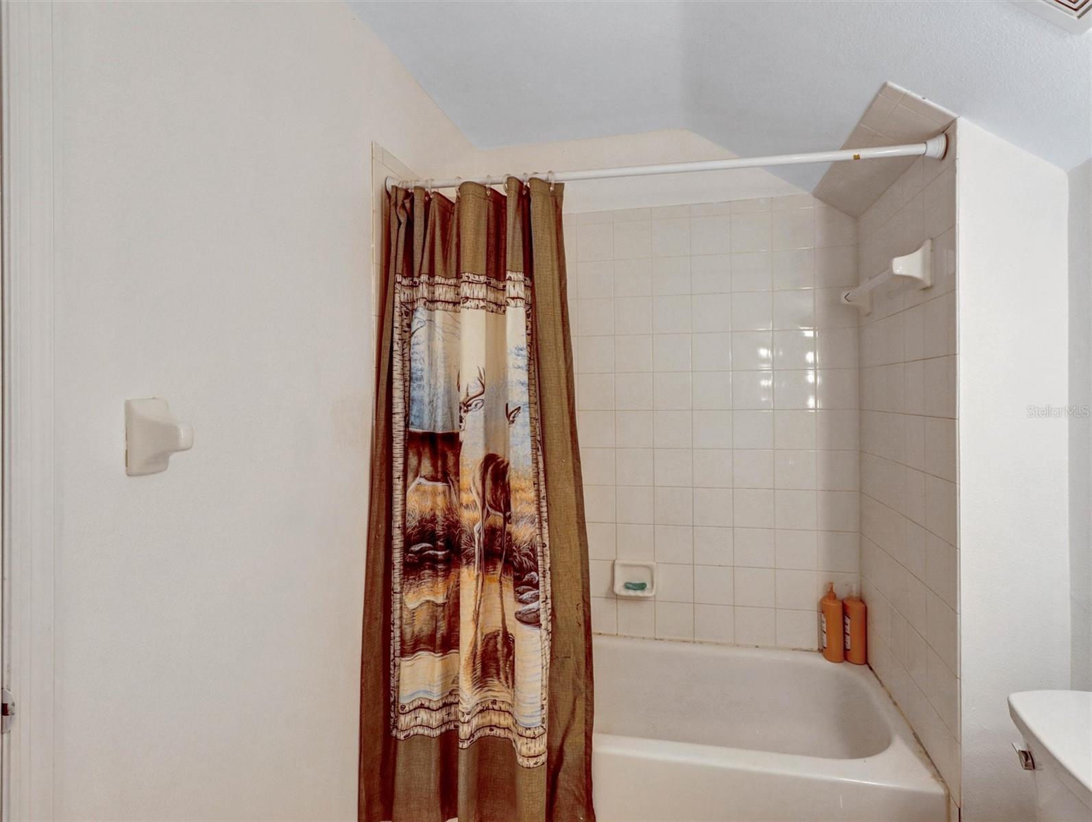 22817 SAINT THOMAS CIR