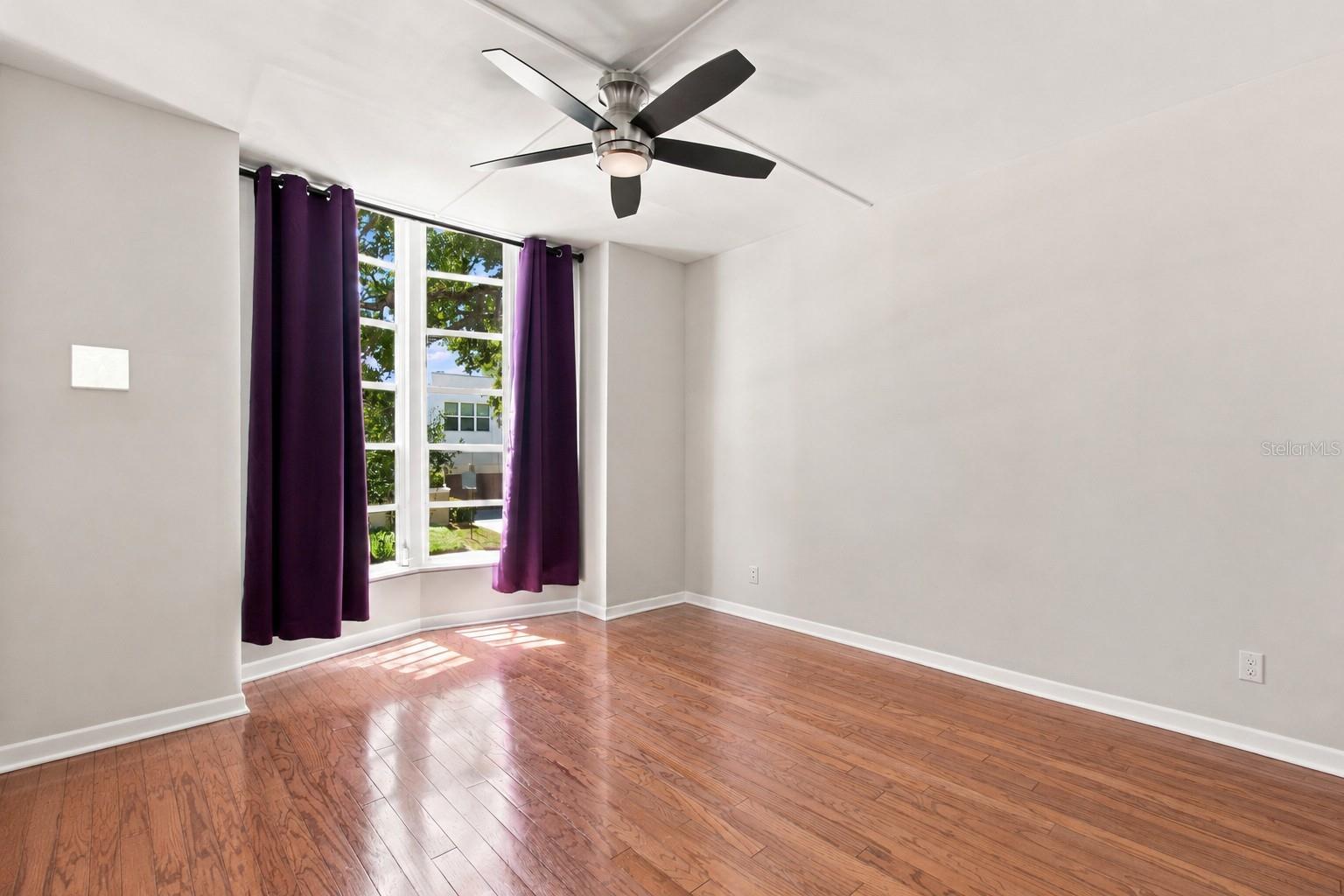 4950 BAYSHORE BLVD #8