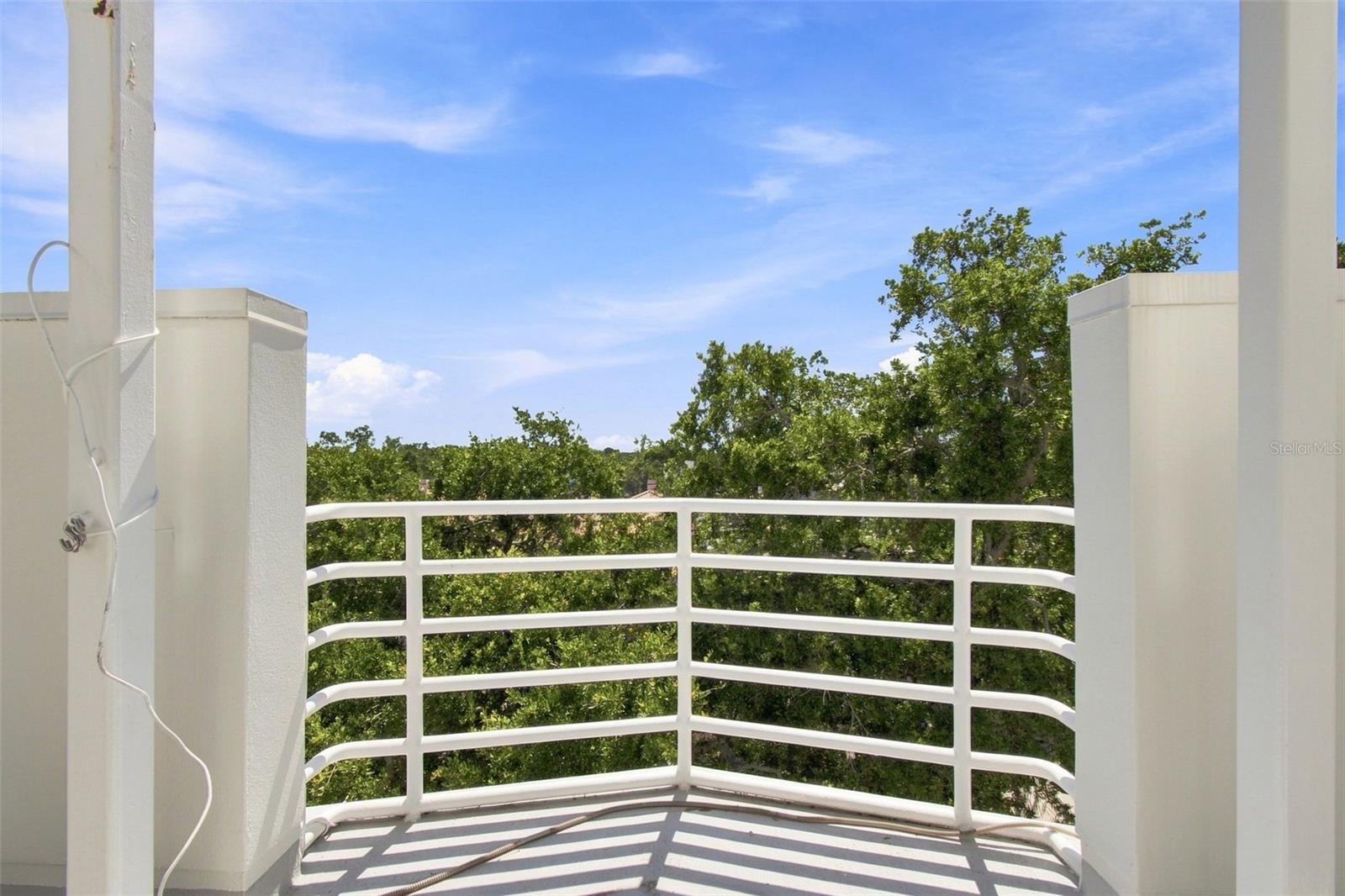 4950 BAYSHORE BLVD #8