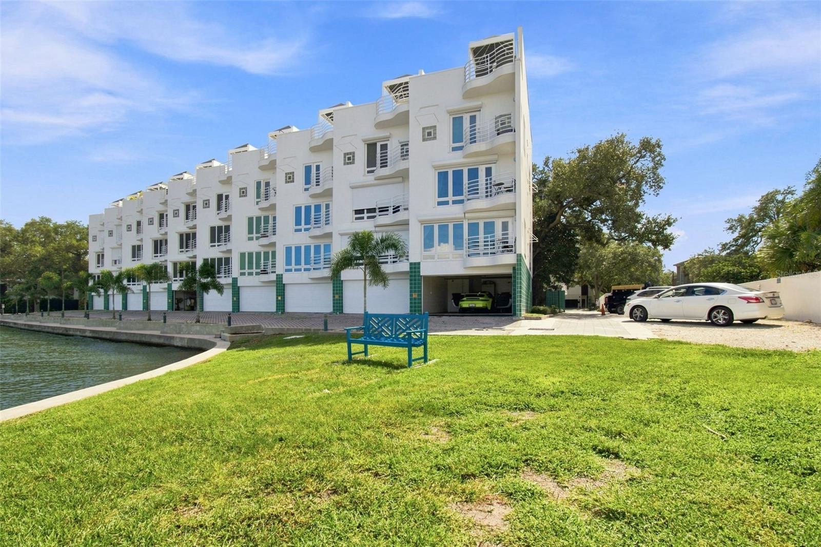 4950 BAYSHORE BLVD #8