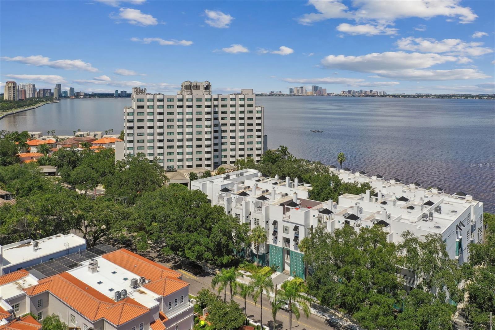 4950 BAYSHORE BLVD #8