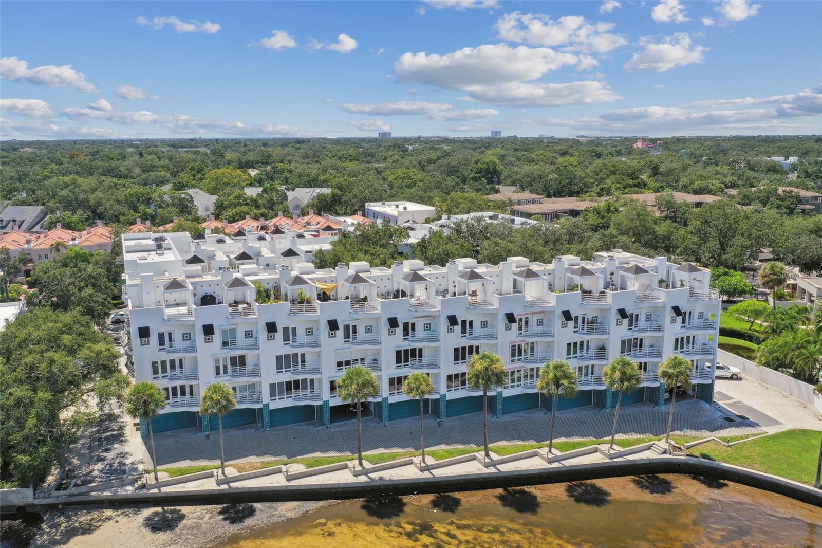 4950 BAYSHORE BLVD #8