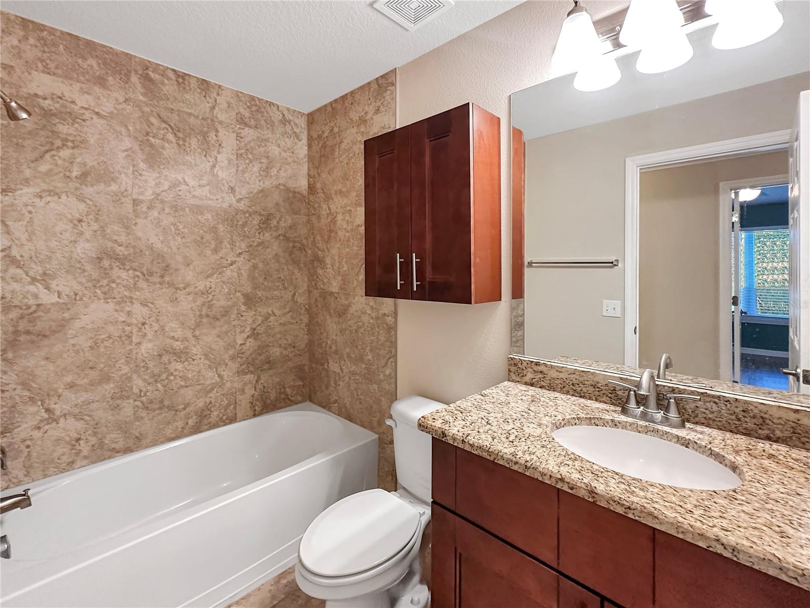 5041 ROYAL PALMS WAY #302