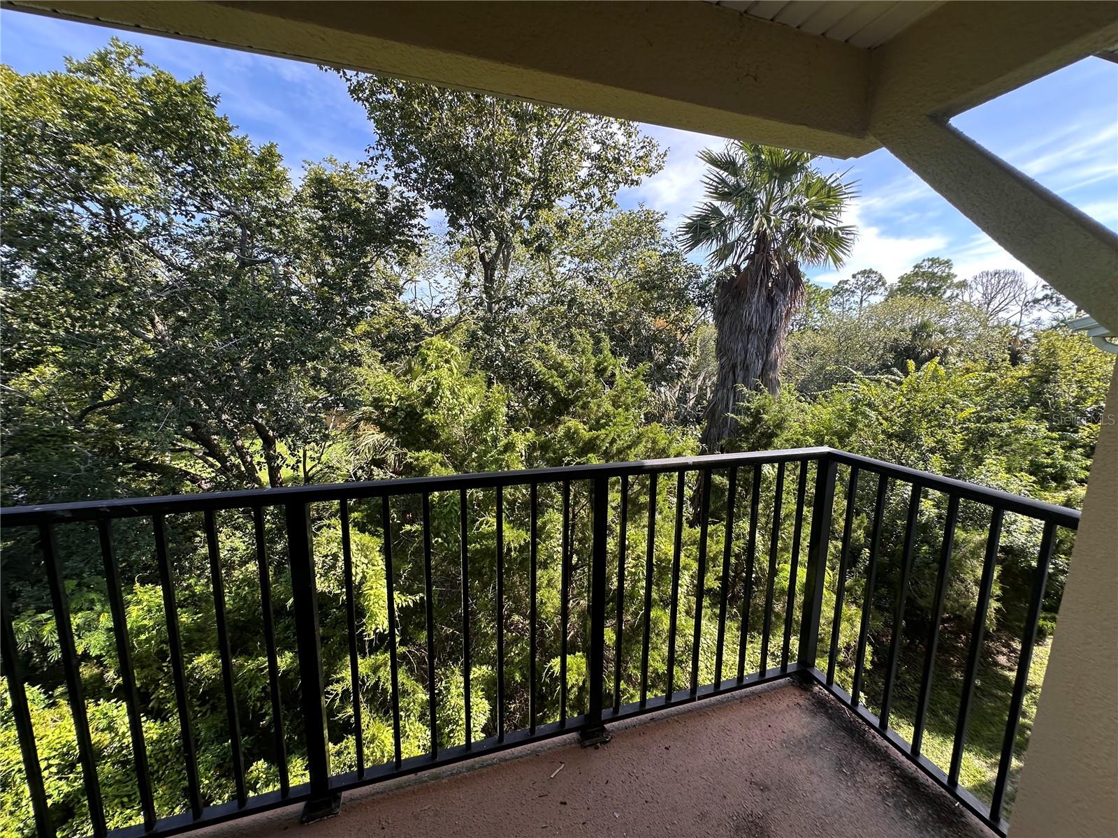 5041 ROYAL PALMS WAY #302