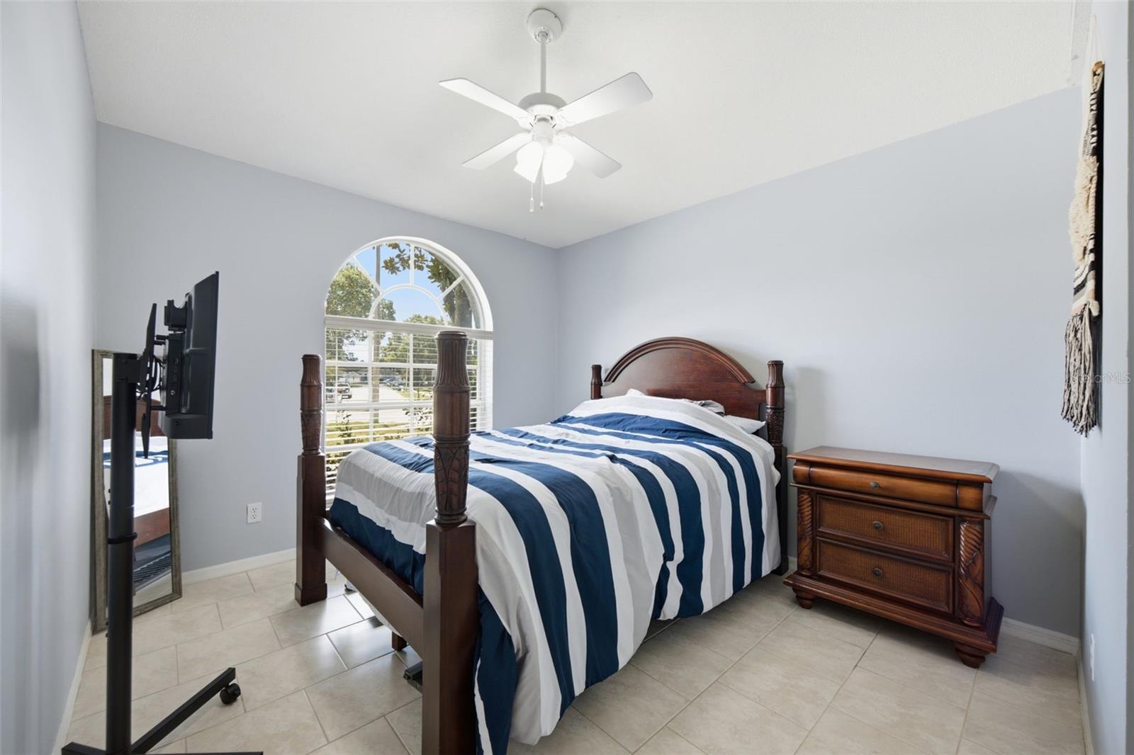 28707 RALEIGH PL