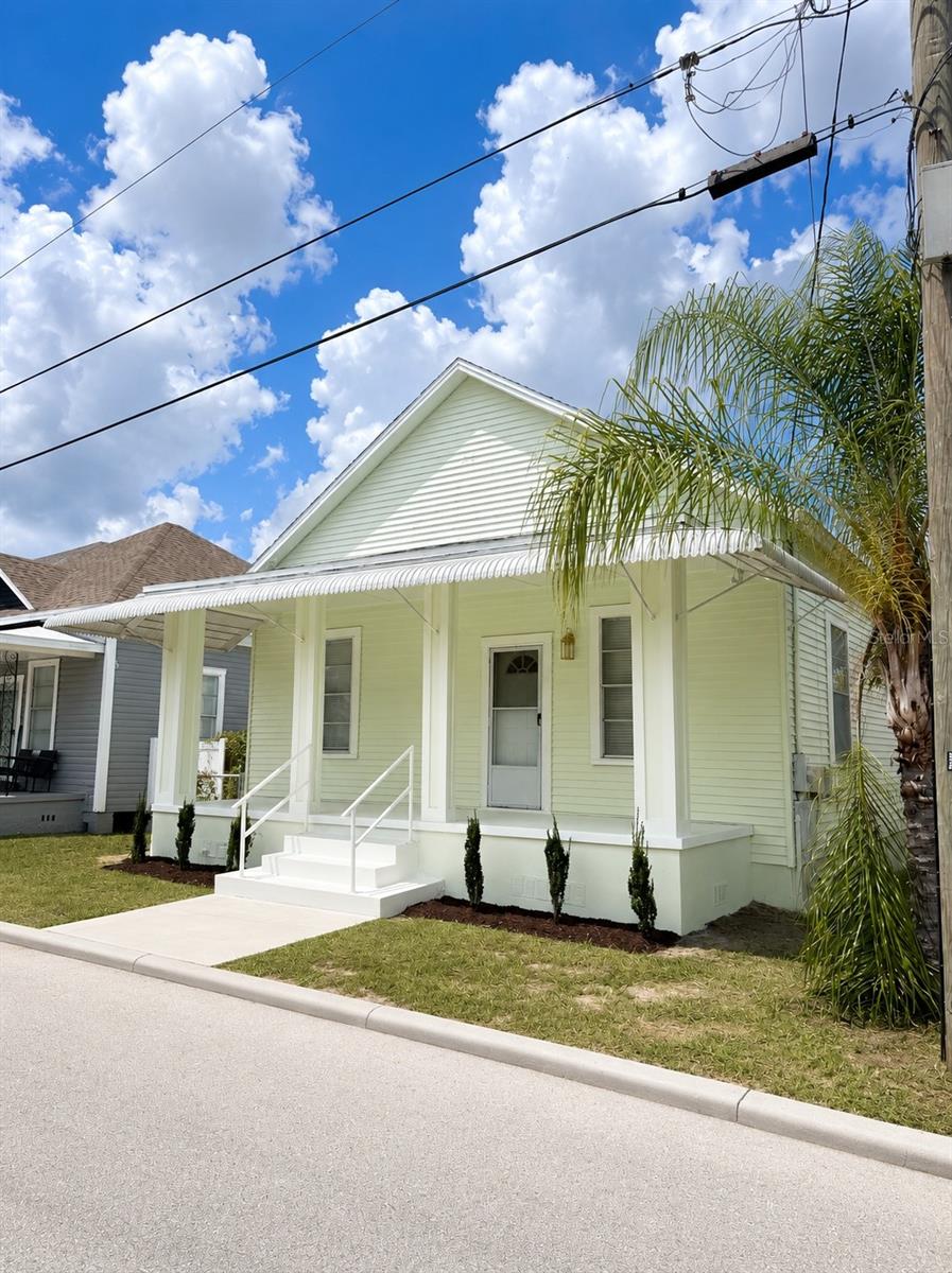 2908 Banza St, Tampa
