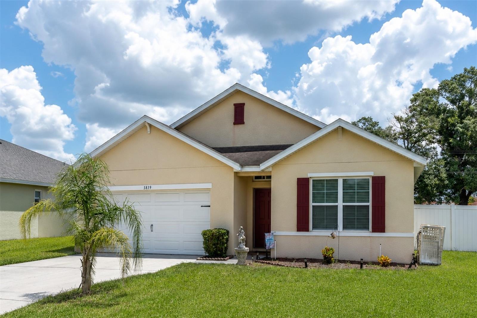 3839 Crystal Dew St, Plant City