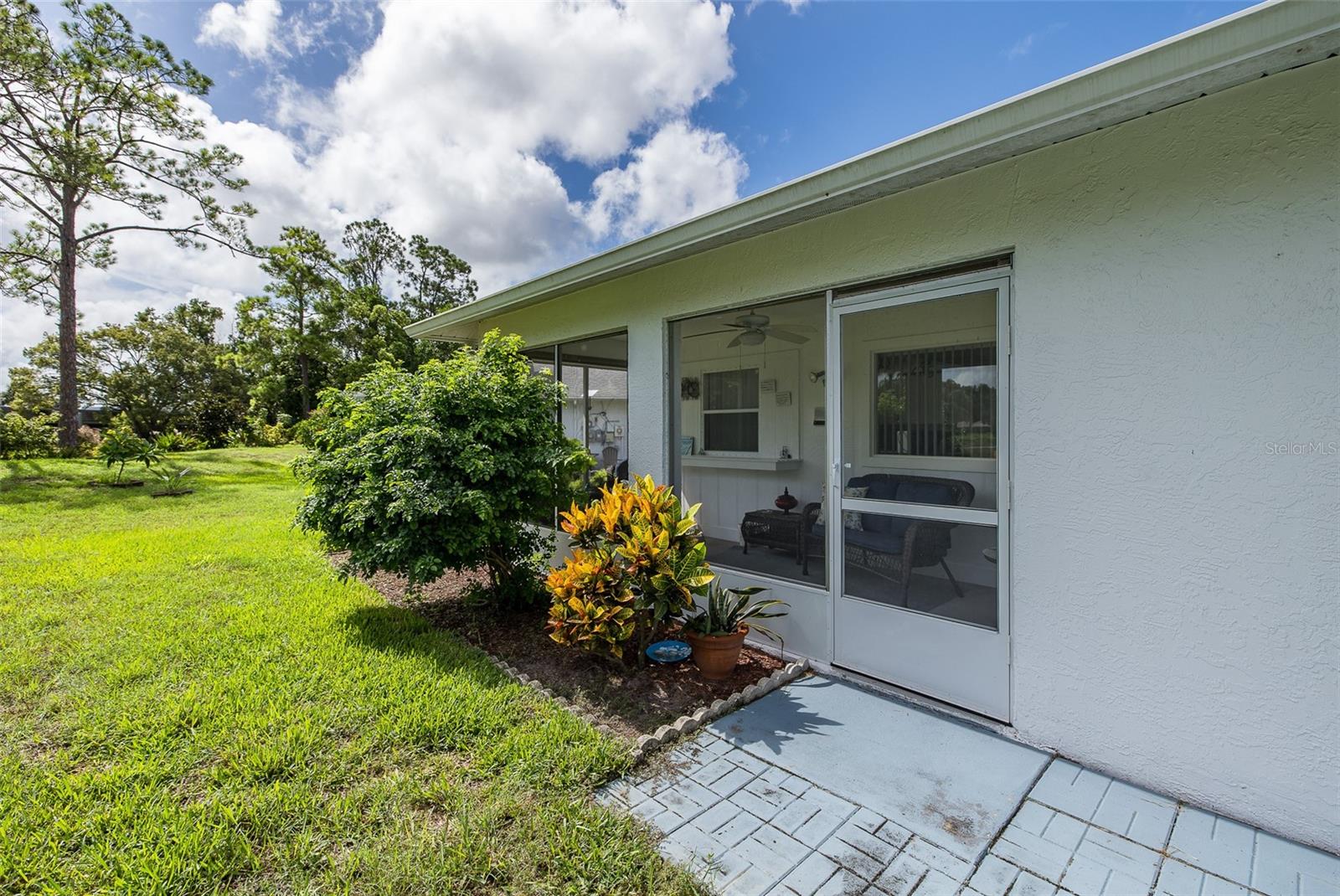 11210 ELDERBERRY DR